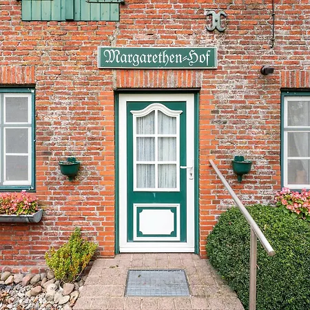 Margarethen-hof Waltraud Brumm * 佩尔沃姆